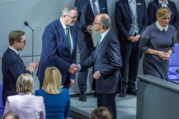 Bundestag: Federal Chancellor Friedrich Merz (CDU) and Alexander Schweitzer (SPD), Federal Minister of Labor and Social Affairs, after being sworn in at the German Bundestag on October 10, 26, in Berlin, Berlin, Berlin, Germany, Bundestag