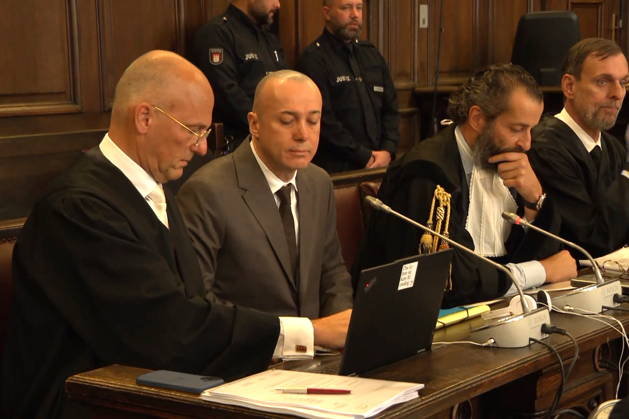 GERMANY, HAMBURG - OCTOBER 14, 2026: Ukrainian citizen Serhii Kuznetsov (2nd L), accused of attacking the Nord Stream gas pipelines in 2022, attends a first hearing at the Higher Regional Court. POOL TASS 99290969