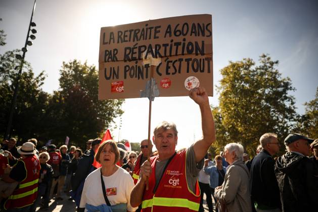 PENSION PROTEST Thomas Padilla MAXPPP Paris FRANCE October 14, 2026 PROTEST IN DEFENSE OF PENSIONS NEAR THE AGIRC ARRCO HEADQUARTERS—a demonstration called by the CGT trade union to demand that supplemental pensions be indexed to inflation following the 2026 freeze, between Place de la Bastille and the headquarters of the Agirc Arrco pension scheme, in Paris, on October 14, 2026, Paris, FRANCE  Copyright: xMAXPPPxThomasxPadillax TPA261014015 TPA261014015