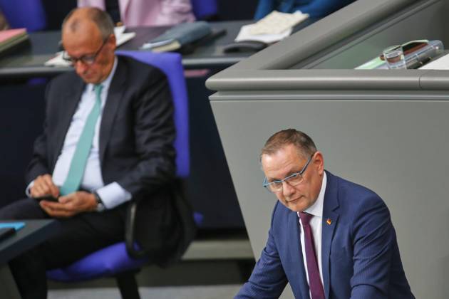 Berlin, Germany, October 14, 2026 German Bundestag 101st Session of the Bundestag Chancellor Friedrich Merz (CDU) and Tino Chrupalla (AfD) Copyright: xdtsxNachrichtenagenturx dts_138780