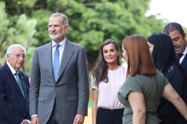 The King and Queen Visit the Autonomous City of Melilla King Felipe VI and Queen Letizia during a visit to the Pintor Eduardo Morillas Preschool and Elementary School on October 14, 2026, in Melilla, Spain. The King and Queen are making their first official visit to Melilla, where they have received a welcome just as enthusiastic as the one they received in Ceuta. In Ceuta, in addition to expressing their solidarity following the massive influx of migrants last July, the monarch wished to emphasize the Spanish identity of both autonomous cities. OCTOBER 14, 2026 PIXELATED Melilla Melilla, Spain  Copyright: xMohamedxBelkasenx 7845154