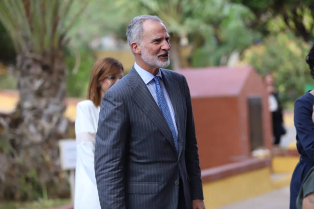 The King and Queen Visit the Autonomous City of Melilla: King Felipe VI during a visit to the Pintor Eduardo Morillas Preschool and Elementary School on October 14, 2026, in Melilla, Spain. The King and Queen are making their first official visit to Melilla, where they have received a welcome just as enthusiastic as the one they received in Ceuta. In Ceuta, in addition to expressing their solidarity following the massive influx of migrants last July, the monarch wished to emphasize the Spanish identity of both autonomous cities. OCTOBER 14, 2026 PIXELATED Melilla Melilla, Spain  Copyright: xMohamedxBelkasenx 7845166