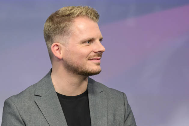 Pictured, from left: Tim Klüssendorf, SPD Secretary General, GER, Berlin, studio, guest on Maischberger, political talk show, TV, program, with host Sandra Maischberger, Das Erste, from Adlershof, Am Studio 20, October 14, 2026, Copyright: HMBxMedia UwexKoch