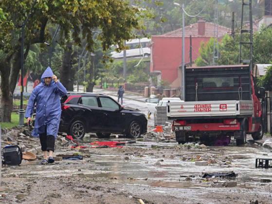 Heavy rainfall causes floods in Istanbul ISTANBUL, TURKIYE - OCTOBER 15: Heavy rain causes floods, damages houses and roads in the Riva district of Beykoz, in Istanbul, Turkiye on October 15, 2026. Fatma Nur Arslan Anadolu Istanbul Turkey. Editorial use only. Please get in touch for any other usage.  Copyright: x2026xAnadoluxFatmaxNurxArslanx
