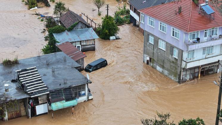 Heavy rain causes flooding in Turkiye s Sakarya SAKARYA, TURKIYE - OCTOBER 15: An aerial view of flooded homes and businesses in the Daricayiri neighborhood of Karasu district in Sakarya, Turkiye, following heavy rainfall that has continued since the previous evening, on October 15, 2026. The neighborhood entrance is closed to traffic due to flooding. Ibrahim Yozoglu Anadolu Sakarya Turkey. Editorial use only. Please get in touch for any other usage.  Copyright: x2026xAnadoluxIbrahimxYozoglux