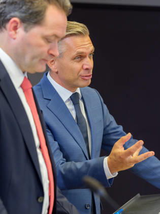 October 15, 2026: Press conference at the BMLUK with Norbert Totschnig (ÖVP), Federal Minister of Agriculture and Forestry, Climate and Environmental Protection, Regions, and Water Management, and Wolfgang Hattmannsdorfer (ÖVP), Federal Minister of Economy, Energy, a