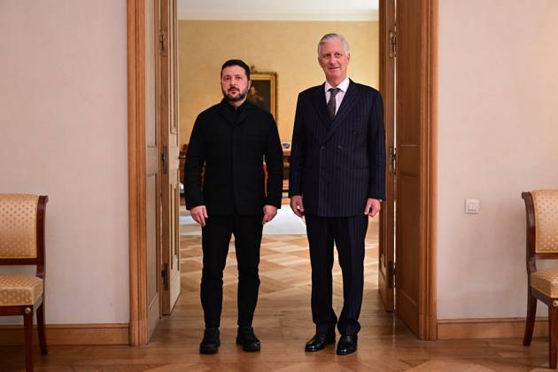 Ukraine president Volodymyr Zelensky and King Philippe - Filip of Belgium pictured during a meeting at the Royal Palace, on Thursday 15 October 2026 in Brussels.  DIRKxWAEM 189896024