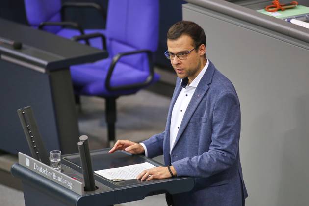 Berlin, Germany, October 15, 2026 German Bundestag 102nd Session of the Bundestag Fabian Fahl, The Left Copyright: xdtsxNachrichtenagenturx dts_139307