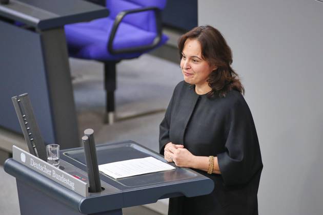 Berlin, Germany, October 15, 2026 German Bundestag 102nd Session of the Bundestag Ayse Asar, The Greens Copyright: xdtsxNachrichtenagenturx dts_139283