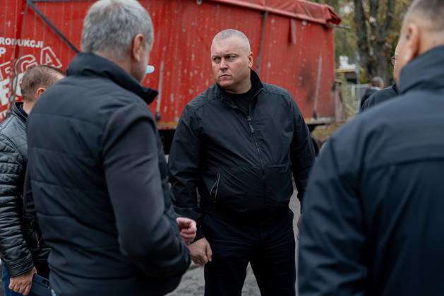 Russian attack towards civilian infrastructure in Ukraine’s Poltava DNIPRO, UKRAINE - OCTOBER 15: (----EDITORIAL USE ONLY - MANDATORY CREDIT - DNIPROPETROVSK REGIONAL MILITARY ADMINISTRATION OF UKRAINE HANDOUT - NO MARKETING NO ADVERTISING CAMPAIGNS - DISTRIBUTED AS A SERVICE TO CLIENTS---- HANDOUT - NO MARKETING NO ADVERTISING CAMPAIGNS - DISTRIBUTED AS A SERVICE TO CLIENTS----) A view of the destruction after the Russian combined attack towards civilian infrastructure and damaged a school building, an apartment building, three private houses, an administrative building, and four vehicles on Poltava, Ukraine on October 15, 2026. Dnipropetrovsk Regional Military Anadolu Dnipropetrovs ka Oblast Ukraine. Editorial use only. Please get Copyright: x2026xAnadoluxDnipropetrovskxRegionalxMilitaryx