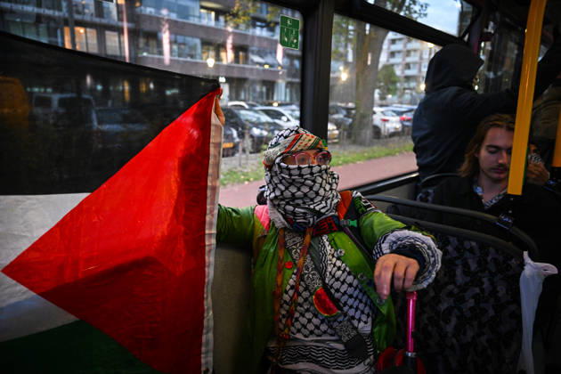 Pro-Palestinian protest in Netherlands ahead of AZ Alkmaar-Hapoe ALKMAAR, NETHERLANDS - OCTOBER 15: Pro-Palestinian demonstrator groups gather near AFAS Stadium to protest the UEFA Europa League football match between AZ Alkmaar and Hapoel Be er Sheva in Alkmaar, Netherlands on October 15, 2026. Security measures were heightened around the venue during the protest ahead of the match. Mouneb Taim Anadolu Alkmaar Netherlands. Editorial use only. Please get in touch for any other usage.  Copyright: x2026xAnadoluxMounebxTaimx
