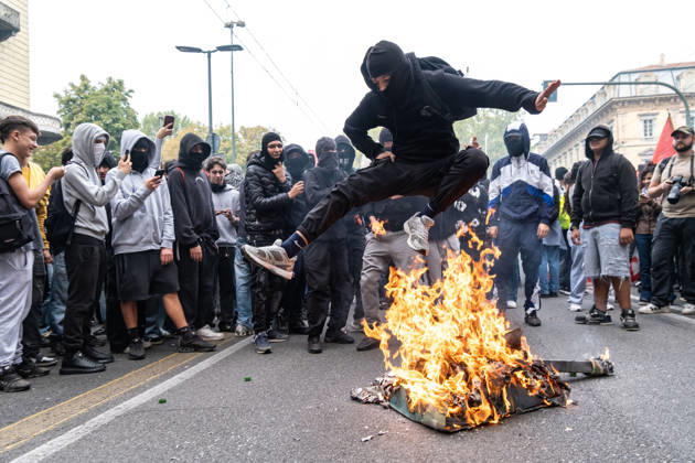 October 16, 2026, Turin, Piedmont, Italy: After days of occupations at many high schools across the city, following the French model, on Friday, October 16, in Turin, thousands of students took to the streets to protest the lack of resources in the school system and the inadequate condition of school buildings. The protesters marched through the city, stopping in front of Porta Susa, where teachers formed a human chain to separate them from the police. Lastly, in Piazza Castello, the police used water cannons and tear gas to disperse the demonstration, which had arrived outside the police headquarters. Turin Italy  - ZUMAs377 20261016_znp_s377_008 Copyright: xPietroxStariccox