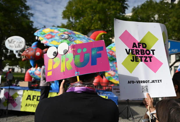 Rally calling for an AfD ban in Berlin BERLIN, GERMANY - OCTOBER 16: People take part in a rally near the Bundesrat calling for proceedings to ban the far-right Alternative for Germany (AfD) party and urge North Rhine-Westphalia Minister-President Hendrik Wüst to support their demand, as he is set to be elected President of the Bundesrat that day, in Berlin, Germany, on 16 October 2026. The rally is organized by the alliance NRW Appeal: AfD Ban Now , which reportedly collected more than 120,000 signatures in support of an AfD ban in North Rhine-Westphalia and is urging the Bundesrat to initiate proceedings before the Federal Constitutional Court to ban the party. Volodymyr Sindieiev Anadolu Berlin Germany. Editorial use only. Please get  Copyright: x2026xAnadoluxVolodymyrxSindieievx
