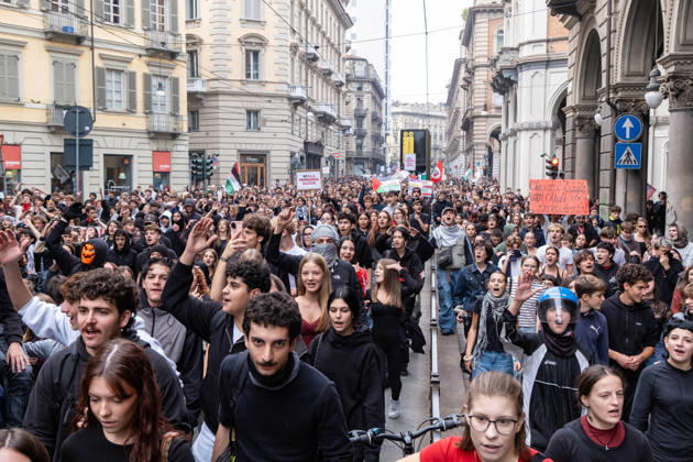 October 16, 2026, Turin, Piedmont, Italy: After days of occupations at many high schools across the city, following the French model, on Friday, October 16, in Turin, thousands of students took to the streets to protest the lack of resources in the school system and the inadequate condition of school buildings. The protesters marched through the city, stopping in front of Porta Susa, where teachers formed a human chain to separate them from the police. Lastly, in Piazza Castello, the police used water cannons and tear gas to disperse the demonstration, which had arrived outside the police headquarters. Turin Italy - ZUMAs377 20261016_znp_s377_033 Copyright: xPietroxStariccox
