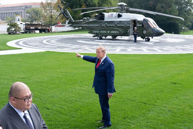 October 16, 2026, Washington, Dc, United States: President Donald Trump boards his helicopter for the start of a trip to Georgia on October 16, 2026. Washington United States  - ZUMAl312 20261016_znp_l312_025 Copyright: xAndrewxLeydenx
