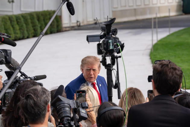 October 16, 2026, Washington, Dc, United States: President Donald Trump boards his helicopter for the start of a trip to Georgia on October 16, 2026. Washington United States - ZUMAl312 20261016_znp_l312_007 Copyright: xAndrewxLeydenx