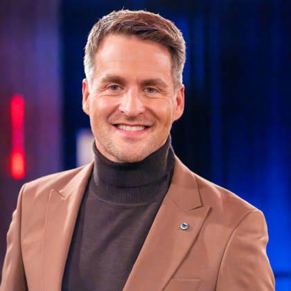 Cologne Meetup on October 16, 2026. Pictured: singer and actor Alexander Klaws. As always, Susan Link and Micky Beisenherz interview their guests with sensitivity and humor. Cologne, North Rhine-Westphalia, Germany