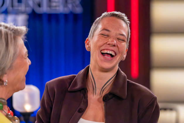 Cologne Meetup on October 16, 2026. Pictured: Stefanie Heinzmann, a pop and soul singer from Switzerland, laughing. As always, Susan Link and Micky Beisenherz interview their guests with sensitivity and humor. Cologne, North Rhine-Westphalia, Germany