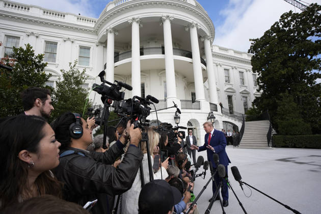 United States President Donald J Trump talks to the members of the media on the South Lawn of the White House in Washington, DC, USA, as he departs en route to Dalton, Georgia for a campaign rally on Friday, October 16, 2026. Copyright: xYurixGripasx xPoolxviaxCNPx MediaPunchx