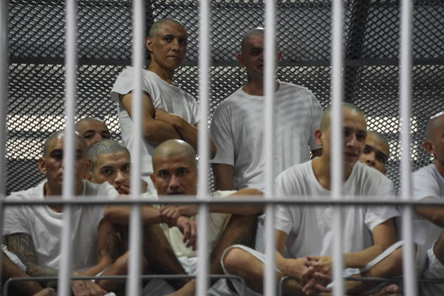 October 16, 2026, Tecoluca, San Vicente, El Salvador: Gang members are seen through their cells during Costa Rican President Laura Fernández s tour of the Terrorism Confinement Center (CECOT), in Tecoluca. Fernández is on a three-day official visit to El Salvador to see the maximum-security prison that President Nayib Bukele’s government built as part of its crackdown on gangs. Costa Rica recently opened its own high-security prison, the High Containment Center Against Organized Crime, which is modeled on CECOT. Tecoluca El Salvador - ZUMAs197 20261016_aaa_s197_471 Copyright: xCamiloxFreedmanx