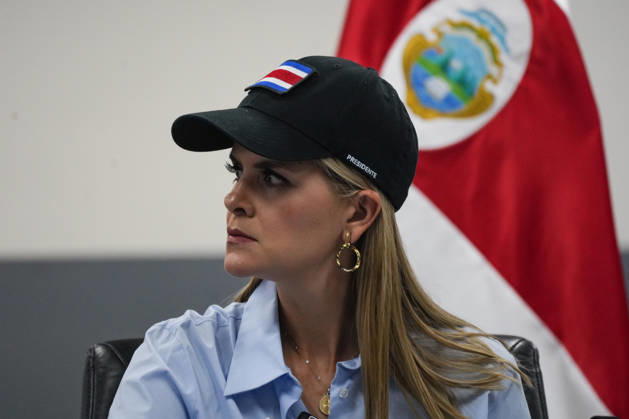 October 16, 2026, Tecoluca, San Vicente, El Salvador: Costa Rican President Laura Fernández takes part in a meeting at the Terrorism Confinement Center (CECOT) alongside Salvadoran Justice and Public Security Minister Gustavo Villatoro, in Tecoluca. Fernández is on a three-day official visit to El Salvador to see the maximum-security prison that President Nayib Bukele’s government built as part of its crackdown on gangs. Costa Rica recently opened its own high-security prison, the High Containment Center Against Organized Crime, which is modeled on CECOT. Tecoluca El Salvador - ZUMAs197 20261016_aaa_s197_472 Copyright: xCamiloxFreedmanx