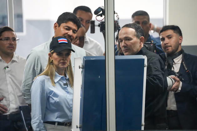 October 16, 2026, Tecoluca, San Vicente, El Salvador: Costa Rican President Laura Fernández tours the Terrorism Confinement Center (CECOT) alongside Salvadoran Justice and Public Security Minister Gustavo Villatoro (R) in Tecoluca. Fernández is on a three-day official visit to El Salvador to see the maximum-security prison that President Nayib Bukele’s government built as part of its crackdown on gangs. Costa Rica recently opened its own high-security prison, the High Containment Center Against Organized Crime, which is modeled on CECOT. Tecoluca El Salvador - ZUMAs197 20261016_aaa_s197_481 Copyright: xCamiloxFreedmanx