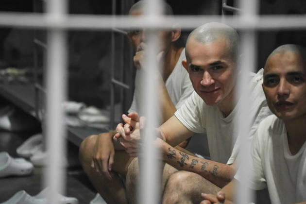 October 16, 2026, Tecoluca, San Vicente, El Salvador: Gang members are seen through their cells during Costa Rican President Laura Fernandez s tour of the Terrorism Confinement Center (CECOT), in Tecoluca. Fernandez is on a three-day official visit to El Salvador to see the maximum-security prison that President Nayib Bukele’s government built as part of its crackdown on gangs. Costa Rica recently opened its own high-security prison, the High Containment Center Against Organized Crime, which is modeled on CECOT. Tecoluca El Salvador - ZUMAs197 20261016_aaa_s197_484 Copyright: xCamiloxFreedmanx