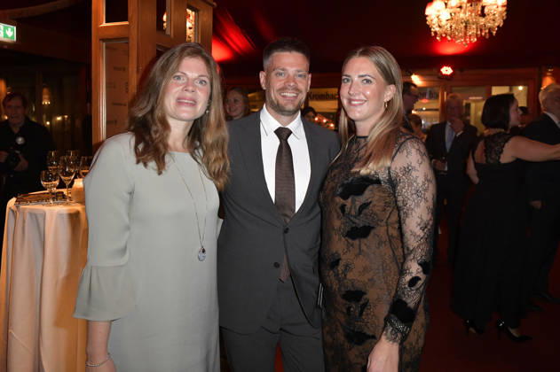 Jennifer Fuchsberger Buyan, Julien Fuchsberger, and Natalie Fuchsberger at the 15th Diabetes Charity Gala 2026 at Bar jeder Vernunft in Berlin, October 16, 2026 Foto:xM.xBehrensx xFuturexImagex diabetes_6042