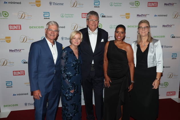 Michael Kleer, Nicole Mattig Fabian, Jens Kröger, Maya Curman, and Tanja Braun at the 15th Diabetes Charity Gala 2026 at Bar jeder Vernunft in Berlin, October 16, 2026 Copyright: xAgenturxMatthiasxWehnertx xM.xGränzdörferx
