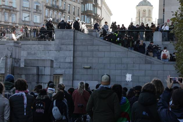 This image shows youths gather for a protest action at the Central Station in Brussels on Saturday 17 October 2026.  NICOLASxMAETERLINCK 190061015