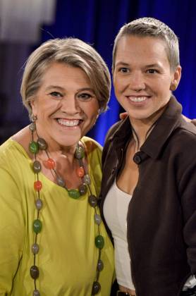 ABB KOELNERTREFF: Lea Linster and Stefanie Heinzmann, guests on the WDR talk show Koelner Treff from the Boecklemuend studio on October 16, 2026, in Cologne, Hamburg, Germany