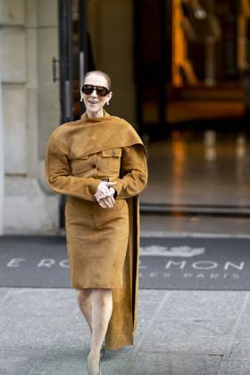 Céline Dion was spotted leaving the Royal Monceau hotel and heading toward the Plenitude Arena for the penultimate show of her concert series in the French capital, Paris, France, on October 16, 2026. Pierre Perusseau, Bestimage. Céline Dion was spotted leaving the Royal Monceau hotel, heading toward the Plenitude Arena for the penultimate show of her concert series in the capital, Paris, France, on October 16, 2026. Paris, France  Copyright: xPierrexPerusseaux xBestimagexPierrexPerusseaux xBestimagex