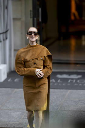 Céline Dion was spotted leaving the Royal Monceau hotel and heading toward the Plenitude Arena for the penultimate show of her concert series in the French capital, Paris, France, on October 16, 2026. Pierre Perusseau, Bestimage. Céline Dion was spotted leaving the Royal Monceau hotel, heading toward the Plenitude Arena for the penultimate show of her concert series in the capital, Paris, France, on October 16, 2026. Paris, France  Copyright: xPierrexPerusseaux xBestimagexPierrexPerusseaux xBestimagex
