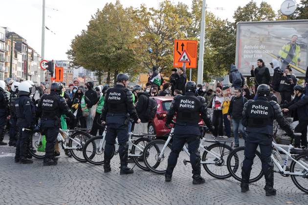 youths gather for a protest action at the Central Station in Brussels on Saturday 17 October 2026.  NICOLASxMAETERLINCK 190065979