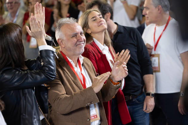 The PSOE Holds Its Federal Committee Meeting in Fuenlabrada, Madrid The Minister of Territorial Policy and Democratic Memory, Ángel Víctor Torres, and the Third Vice President and Minister for Ecological Transition, Sara Aagesen, during the PSOE Federal Committee meeting at the Tomás y Valiente Art Center on October 17, 2026, in Fuenlabrada, Madrid, Spain. The Committee served to ratify the party’s candidate lists for the general election on November 29 and to endorse its Secretary General, Pedro Sánchez, as the candidate for President of the Government. OCTOBER 17, 2026 Jesús Hellí Fuenlabrada, Madrid Fuenlabrada, Madrid, Spain  Copyright: xJesusxHellinx 7851299