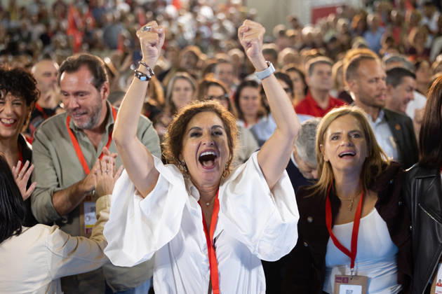 The PSOE Holds Its Federal Committee Meeting in Fuenlabrada, Madrid The secretary general of the PSOE in Andalusia, María Jesús Montero, during the PSOE Federal Committee meeting at the Tomás y Valiente Art Center on October 17, 2026, in Fuenlabrada, Madrid, Spain. The Committee served to ratify the party’s candidate lists for the general election on November 29 and to endorse its Secretary General, Pedro Sánchez, as the candidate for Prime Minister. OCTOBER 17, 2026 Jesús Hellí Fuenlabrada, Madrid Fuenlabrada, Madrid, Spain  Copyright: xJesusxHellinx 7851306