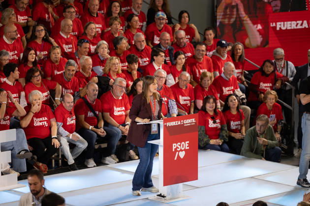 The PSOE Holds Its Federal Committee Meeting in Fuenlabrada, Madrid The elected secretary-general of the Socialist Youth of Spain (JSE), Aránzazu Figueroa, during the PSOE Federal Committee meeting at the Tomás y Valiente Art Center on October 17, 2026, in Fuenlabrada, Madrid, Spain. The Committee served to ratify the party’s candidate lists for the general election on November 29 and to endorse its Secretary-General, Pedro Sánchez, as the candidate for President of the Government. OCTOBER 17, 2026 Jesús Hellí Fuenlabrada, Madrid Fuenlabrada, Madrid, Spain  Copyright: xJesusxHellinx 7851384