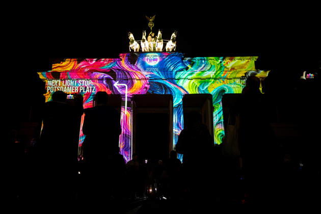 Berlin, Impressions from the Festival of Lights: The illuminated Brandenburg Gate during the annual Festival of Lights, when various buildings are lit up in colorful lights, on October 16, 2026, in Berlin, Berlin, Berlin, Germany