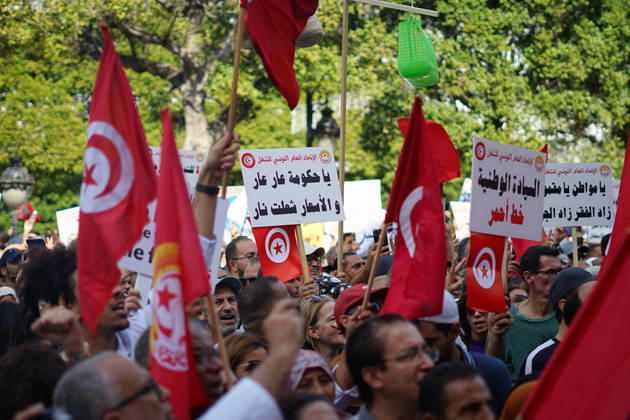 October 17, 2026, Tunis, Tunis, Tunisia, Tunisia: Demonstrators take to the streets of Tunis during a march calling for social and economic reforms and the protection of civil liberties, amid public concerns over rising living costs, workers™ rights and freedom of expression on October 17, 2026. Organized by trade unions, journalists™ representatives, lawyers and civil society groups, the demonstration brings together protesters demanding accountability and defending fundamental rights. The march highlights ongoing concerns over Tunisia™s economic situation and the space for public dissent. Tunis Tunisia - ZUMAm342 20261017_zsp_m342_041 Copyright: xHasanxMradx