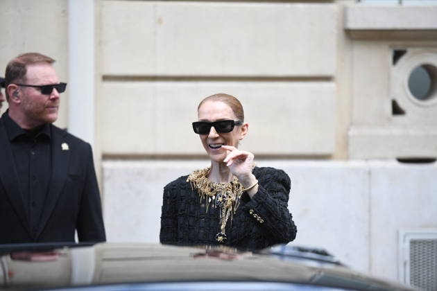 Celine Dion Leaves Her Hotel For Her Last Concert in Paris - France Celine Dion spend time with fans before her last concert in Paris, at hotel Royal Monceau in Paris, France on October 17, 2026. Photo by Florian Poitout ABACAPRESS.COM Paris France  Copyright: xPoitoutxFlorian ABACAx