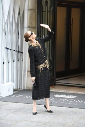 Celine Dion Leaves Her Hotel For Her Last Concert in Paris - France Celine Dion spend time with fans before her last concert in Paris, at hotel Royal Monceau in Paris, France on October 17, 2026. Photo by Florian Poitout ABACAPRESS.COM Paris France  Copyright: xPoitoutxFlorian ABACAx