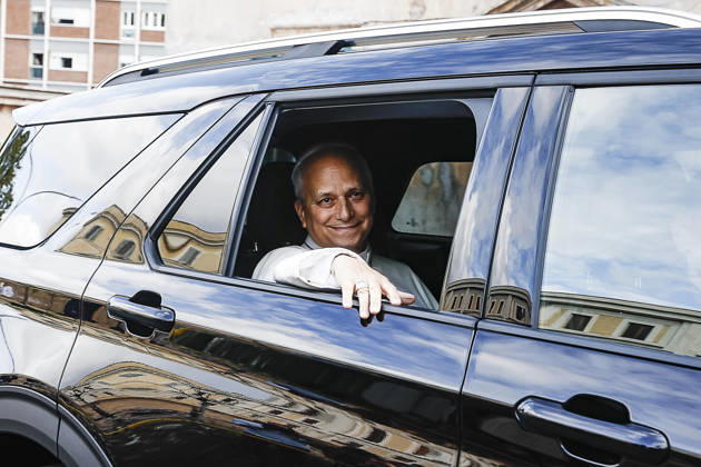 October 17, 2026, Vatican City, ITALIA ROMA: Pope Leo XIV arrives at the Vatican after being dismissed from the Agostino Gemelli University Hospital, Vatican City, 17 October 2026. ANSA ANGELO CARCONI Vatican City ITALIA ROMA  - ZUMAa110 20261017_zaf_a110_007 Copyright: xAngeloxCarconix