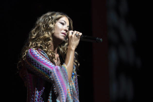 October 17, 2026, Madrid, Spain: Singer Sofía Ellar performs during a concert at the Plaza de Espana in Madrid. Madrid Spain - ZUMAs197 20261017_aaa_s197_140 Copyright: xAtilanoxGarciax