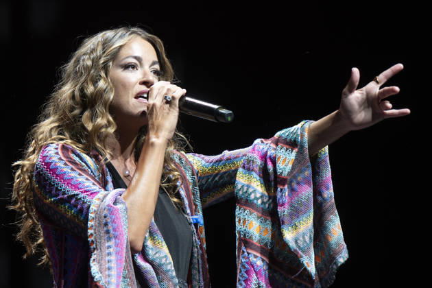 Sofía Ellar Performs in Madrid, Spain - 17 Oct 2026 Singer Sofía Ellar performs during a concert at the Plaza de Espana in Madrid. Madrid Spain Copyright: xAtilanoxGarciax xSOPAxImagesx PHOTO12783