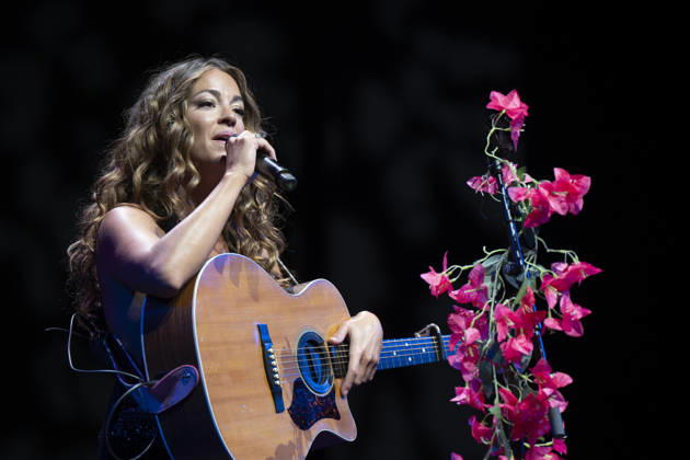 Sofía Ellar Performs in Madrid, Spain - 17 Oct 2026 Singer Sofía Ellar performs during a concert at the Plaza de Espana in Madrid. Madrid Spain Copyright: xAtilanoxGarciax xSOPAxImagesx PHOTO12797
