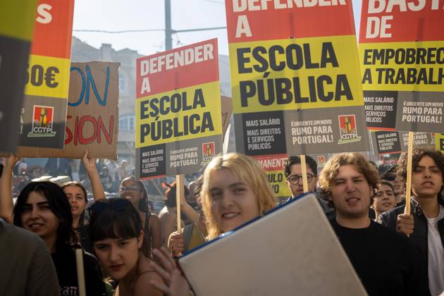 October 17, 2026, Porto, Portugal: Protesters hold placards during the National CGTP demonstration. Thousands of people joined the National General Confederation of the Portuguese Workers National Inter-Union (Confederacao Geral dos Trabalhadores Portugueses Intersindical Nacional) (CGTP) demonstration in Porto, marching from Praca da Batalha to Praca de D. Joao I, where they converged with participants of a housing rights protest. Porto Portugal - ZUMAs197 20261017_aaa_s197_275 Copyright: xDiogoxBaptistax