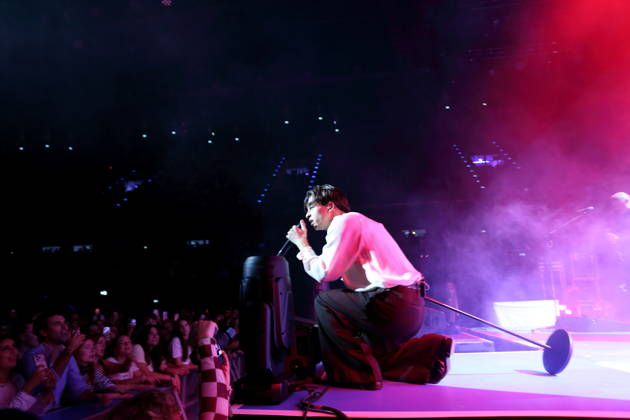 Frederik Fred Rabe of the band Giant Rooks at a concert at the Max Schmeling Halle in Berlin, October 17, 2026 Giant Rooks Concert Berlin