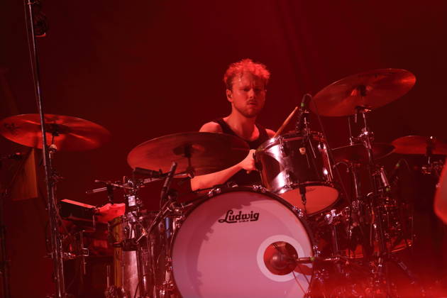 FinnThomas of the band Giant Rooks at a concert at the Max Schmeling Halle in Berlin, October 17, 2026 Giant Rooks Concert Berlin