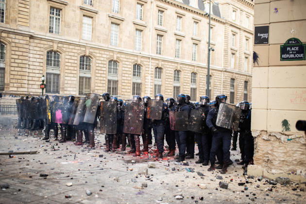 Police clash with protesters during demonstration in Paris PARIS, FRANCE - OCTOBER 17: Police clash with protesters during a demonstration amid a nationwide mobilisation over rising living costs, fuel prices and education funding in Paris, France, on October 17, 2026. Hesham Elsherif Anadolu Paris France. Editorial use only. Please get in touch for any other usage.  Copyright: x2026xAnadoluxHeshamxElsherifx