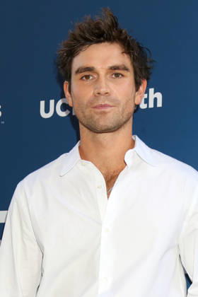 October 17, 2026, Newport Beach, Ca, USA: LOS ANGELES - OCT 17: KJ Apa at the Newport Beach Film Festival Spotlight Award to KJ Apa and Jimmy Screening at the Lido Theater on October 17, 2026 in Newport Beach, CA Newport Beach USA  - ZUMAnc22 20261017_zaa_nc22_011 Copyright: xKathyxHutchinsx